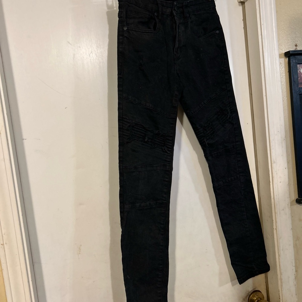 Slim Straight Black Men's Jeans with Ribbed Knee Detail